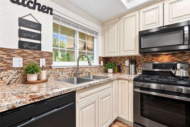 10288 Palo Alto, Rancho Cucamonga, CA 91730