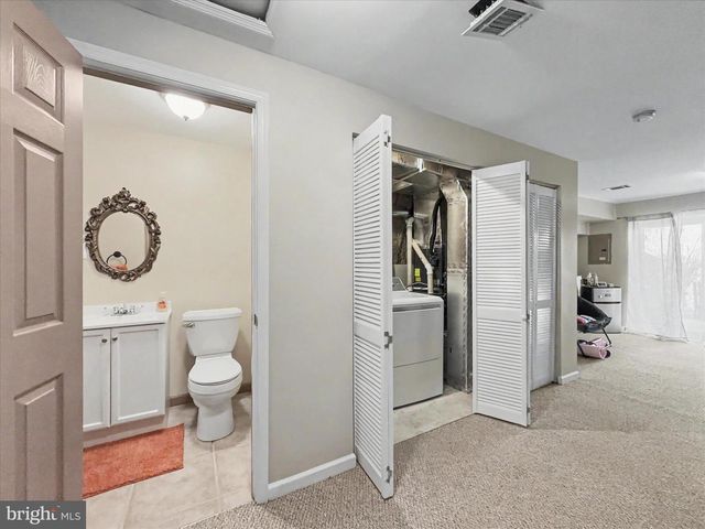 2941 ROBIN RD, York, PA 17404