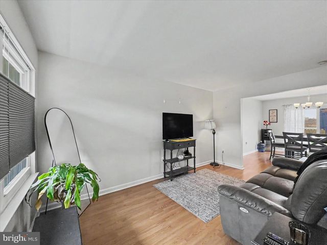 2941 ROBIN RD, York, PA 17404