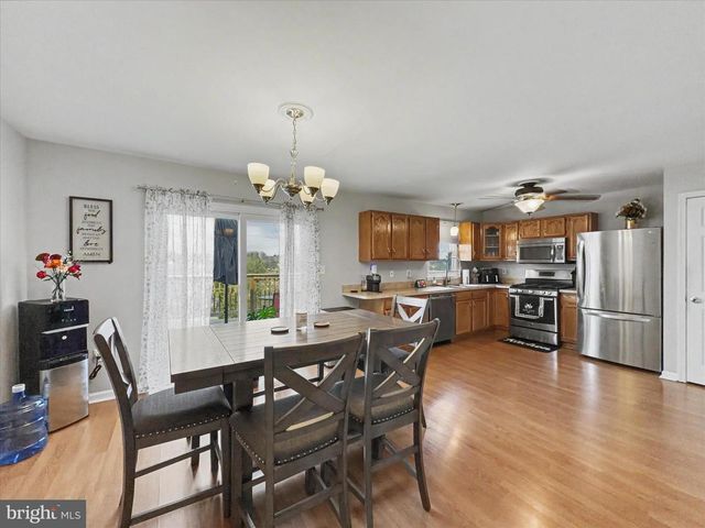 2941 ROBIN RD, York, PA 17404