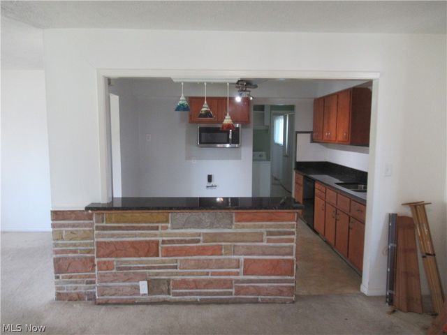6033 Randy Road, Bedford Heights, OH 44146