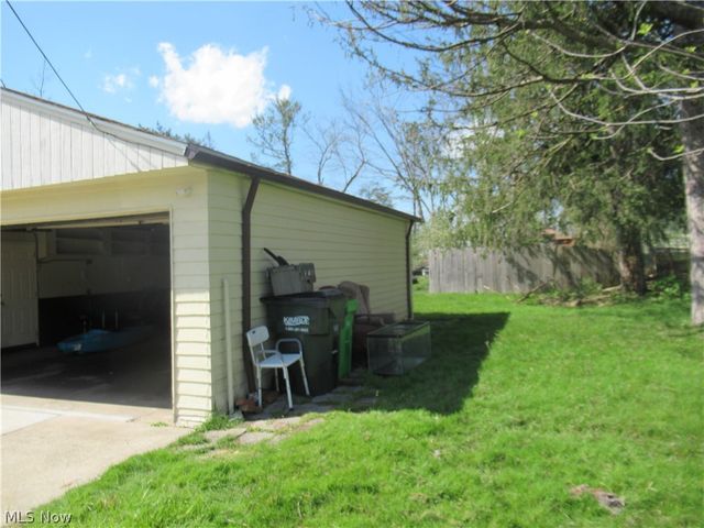 6033 Randy Road, Bedford Heights, OH 44146