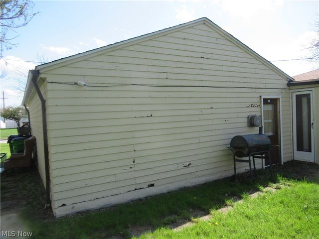 6033 Randy Road, Bedford Heights, OH 44146