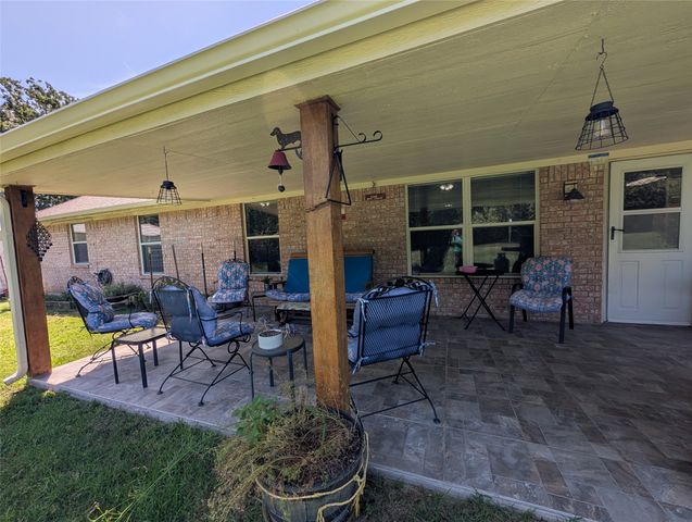 105 Jeremy Lane, Paradise, TX 76073