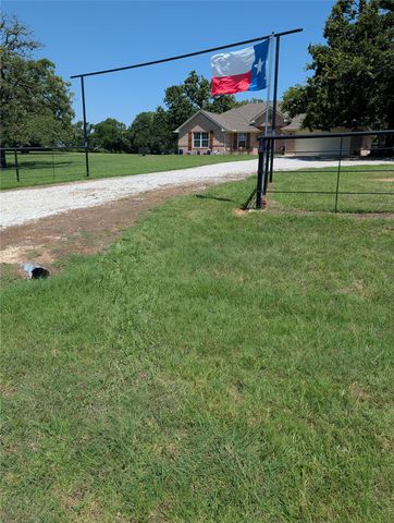 105 Jeremy Lane, Paradise, TX 76073