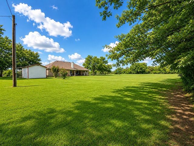 105 Jeremy Lane, Paradise, TX 76073