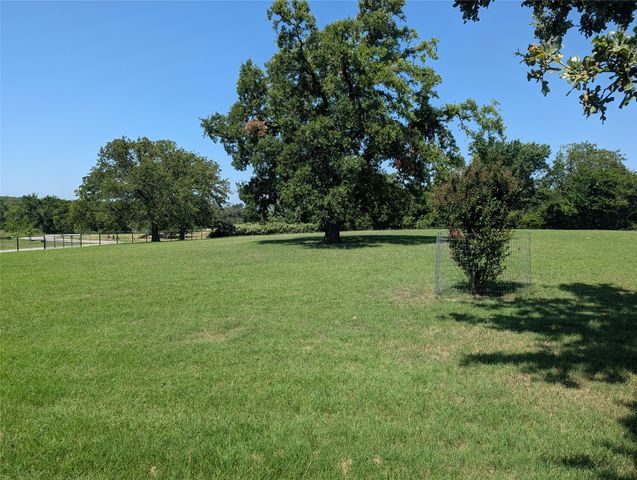 105 Jeremy Lane, Paradise, TX 76073