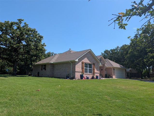 105 Jeremy Lane, Paradise, TX 76073