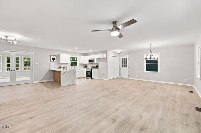 807 Yosemite Circle, Durham, NC 27713