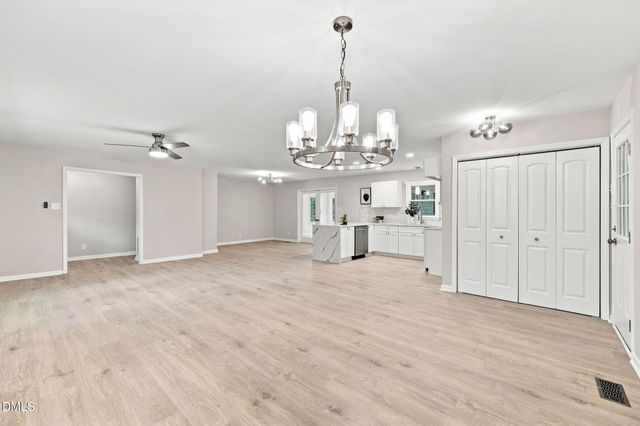 807 Yosemite Circle, Durham, NC 27713