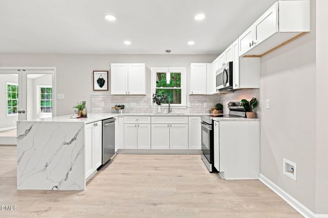 807 Yosemite Circle, Durham, NC 27713