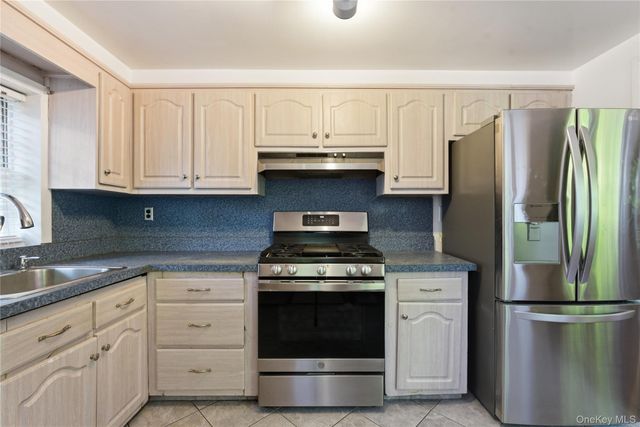 136 Condit Street, Harrison, NY 10528