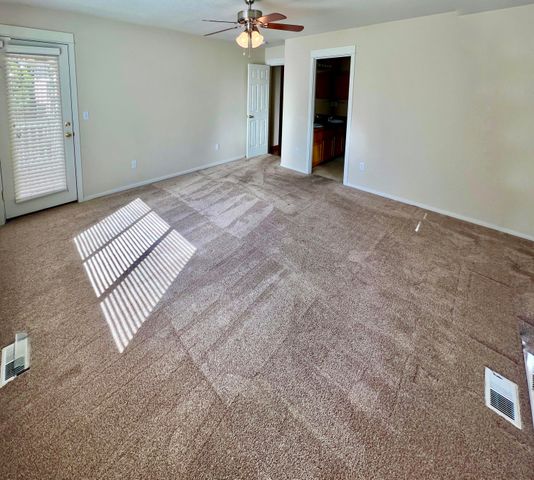 1634 NW Teak Avenue, Redmond, OR 97756