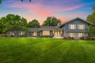 7511 Fairway Drive, Lakewood, IL 60014