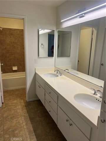 24151 Unit 345 Del Monte, Valencia, CA 91355
