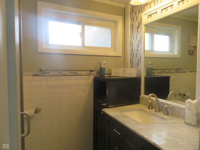 401 N Harrison Street, Alexandria, IN 46001