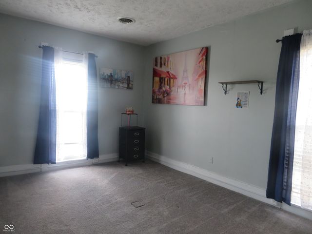 401 N Harrison Street, Alexandria, IN 46001