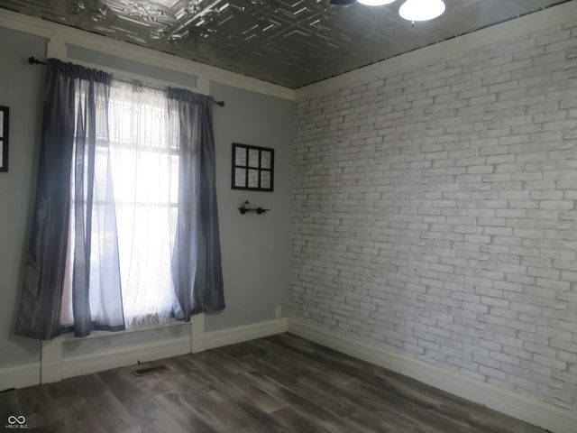 401 N Harrison Street, Alexandria, IN 46001