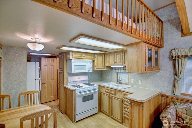 132 Jasper Trail, Deming, WA 98244