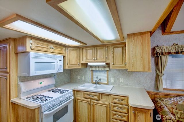 132 Jasper Trail, Deming, WA 98244