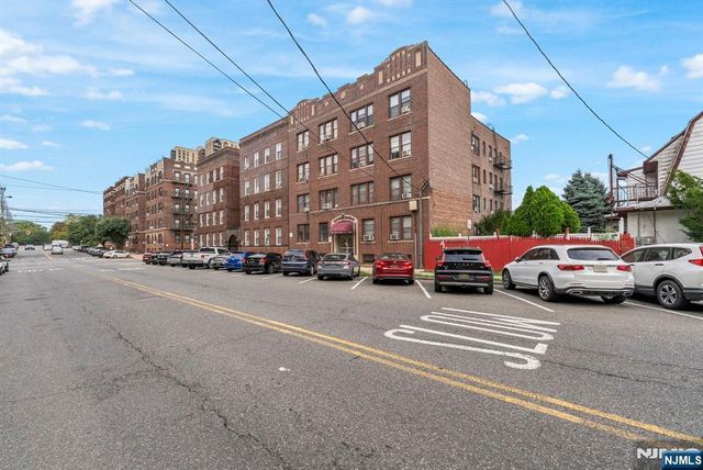 7508 Park Avenue 204, North Bergen, NJ 07047