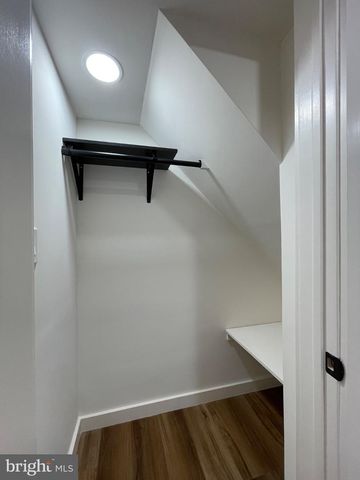 1166 N BROWNS DAM DR, New Oxford, PA 17350