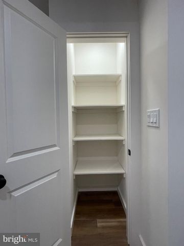 1166 N BROWNS DAM DR, New Oxford, PA 17350