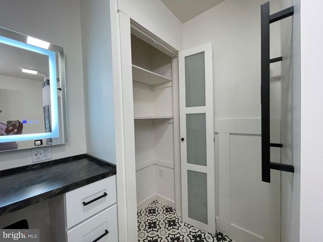 1166 N BROWNS DAM DR, New Oxford, PA 17350