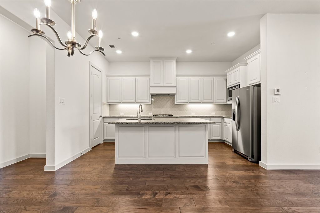 2240 Lasso Lane, Carrollton, TX 75010