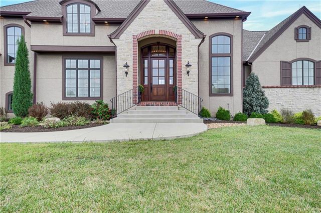 18111 Melrose Drive, Overland Park, KS 66013