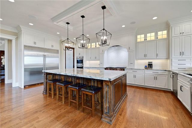 18111 Melrose Drive, Overland Park, KS 66013