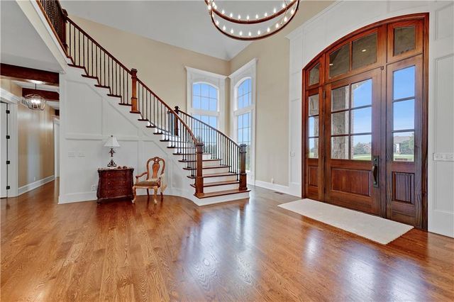 18111 Melrose Drive, Overland Park, KS 66013