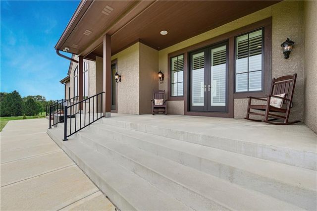 18111 Melrose Drive, Overland Park, KS 66013