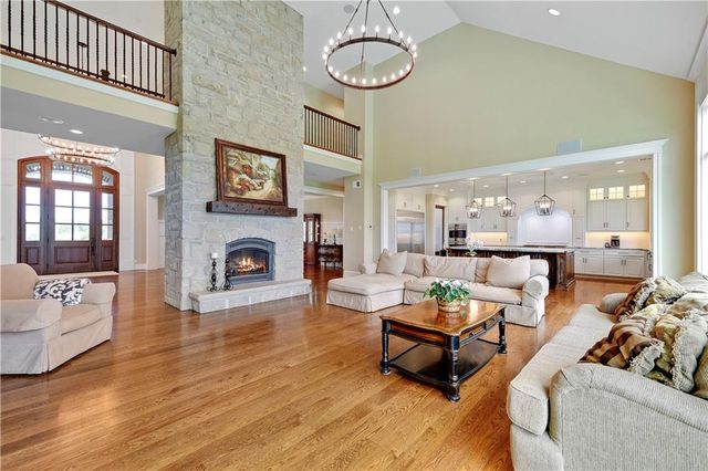 18111 Melrose Drive, Overland Park, KS 66013