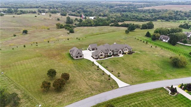 18111 Melrose Drive, Overland Park, KS 66013