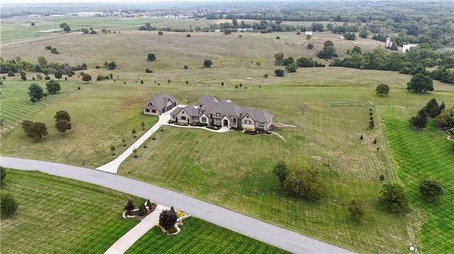 18111 Melrose Drive, Overland Park, KS 66013