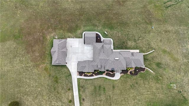 18111 Melrose Drive, Overland Park, KS 66013