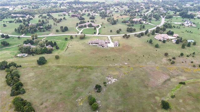 18111 Melrose Drive, Overland Park, KS 66013