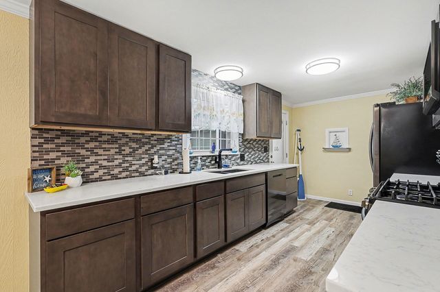 6075 West Street, Dalton Twp, MI 49457