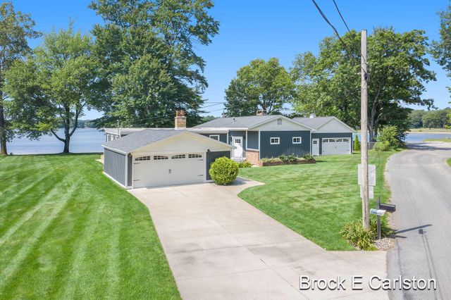 6075 West Street, Dalton Twp, MI 49457