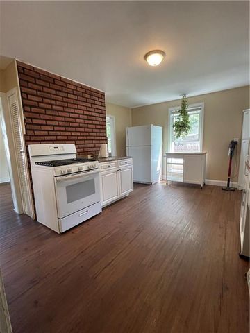 19 Lodi Street, Pawtucket, RI 02861