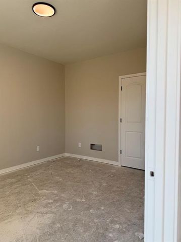 1313 N Holland Drive, Independence, MO 64056