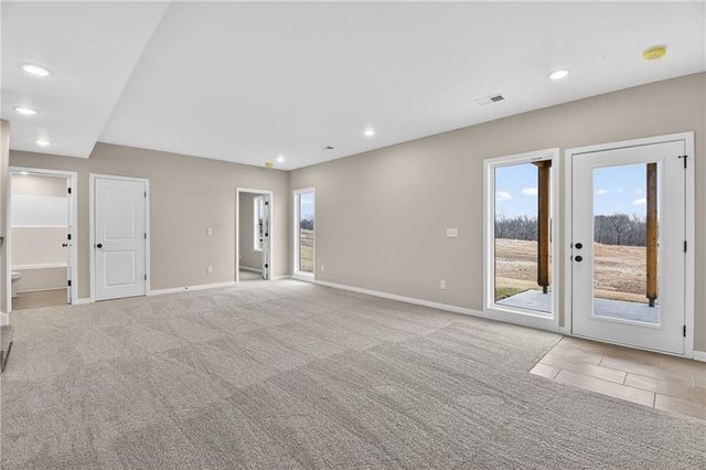 1313 N Holland Drive, Independence, MO 64056