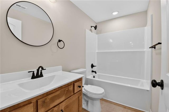 1313 N Holland Drive, Independence, MO 64056