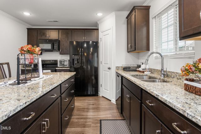 3907 Arcola Way, Greensboro, NC 27405