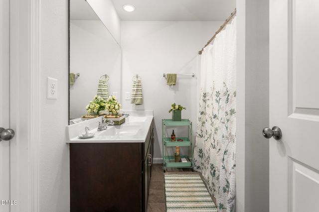 3907 Arcola Way, Greensboro, NC 27405