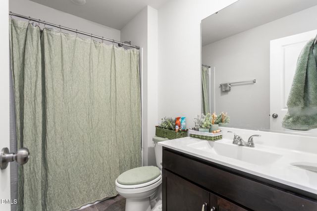 3907 Arcola Way, Greensboro, NC 27405