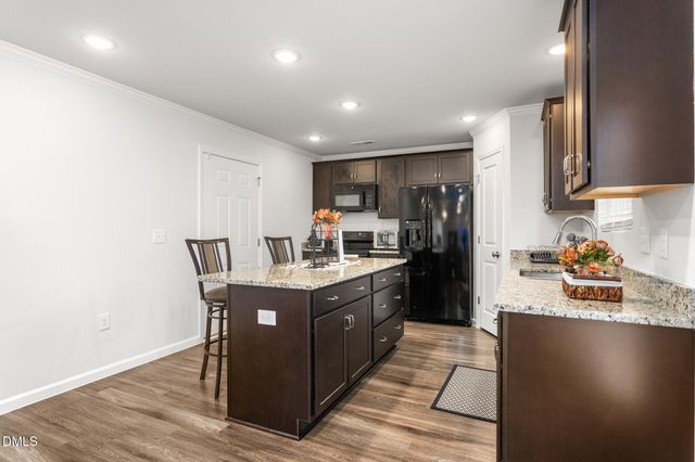 3907 Arcola Way, Greensboro, NC 27405