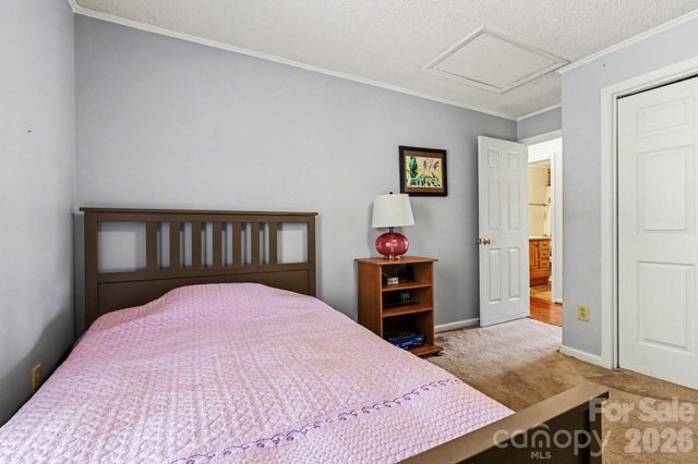 109 Old Bridge Court, Gastonia, NC 28056