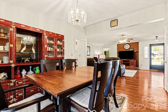 109 Old Bridge Court, Gastonia, NC 28056